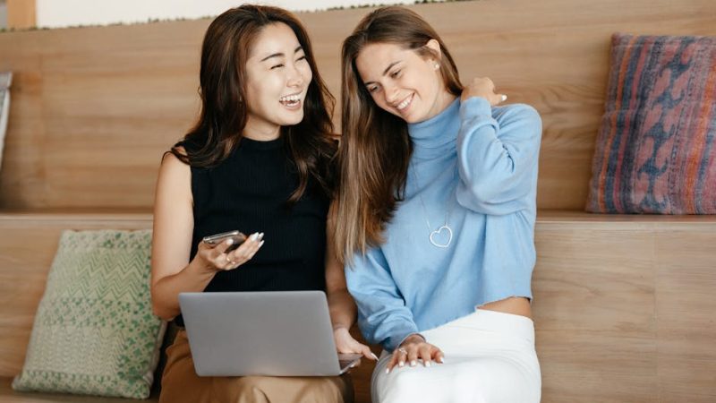 Signing Up for 5G Proxy Service to Achieve Full Anonymity Online