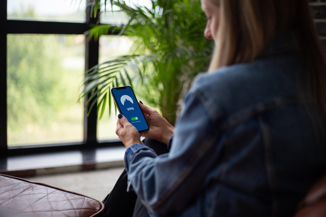 Private Rotating Mobile Proxy API Benefits and Applications